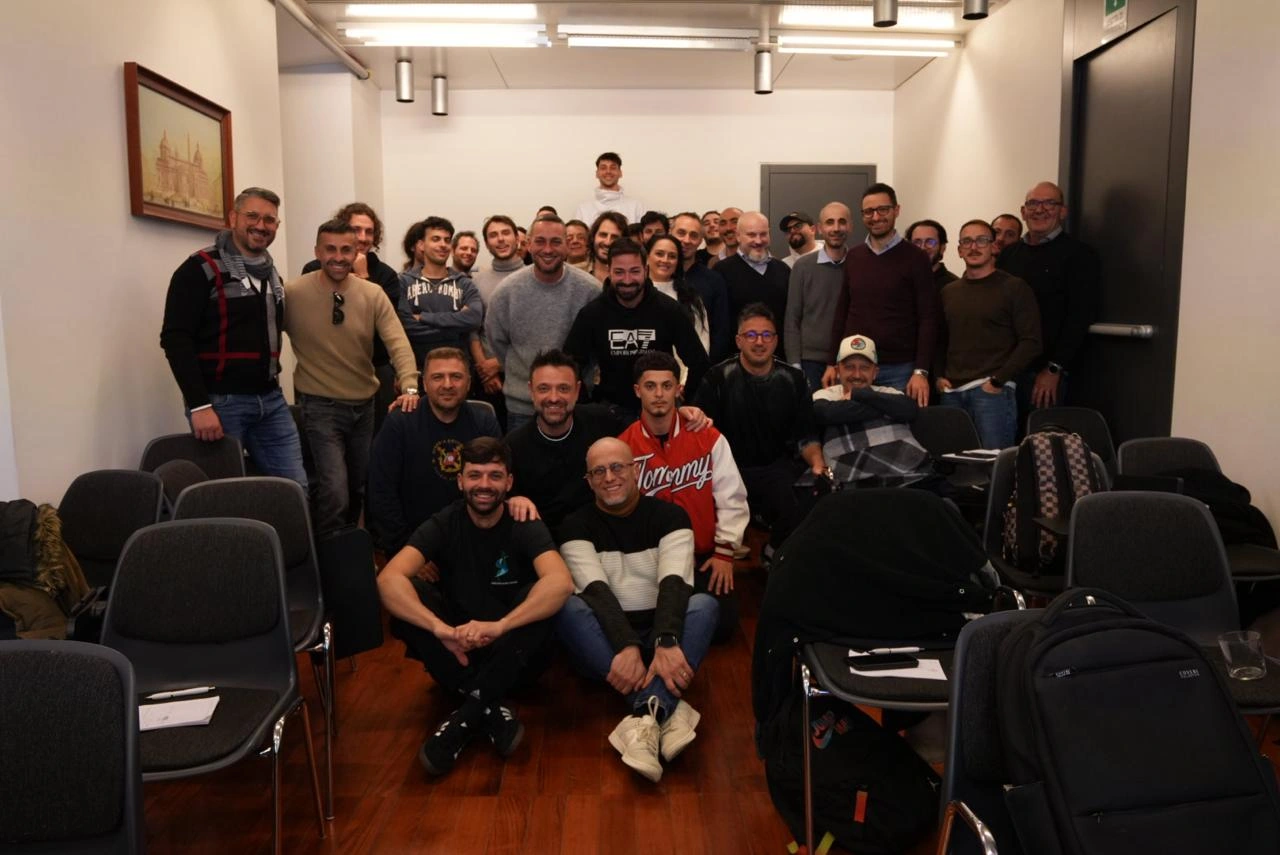 Foto di gruppo della community al GSO Meet di Roma